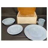 Fiesta Periwinkle Blue Dinnerware 5 Pc Set w Box