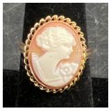 10KT Gold Cameo Ring