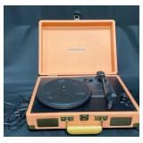 Crosley Turntable w Built-in Speakers & Case