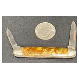 Vintage Pocket Knife w Two Blades Vintage Pocket Knife w Two Blades