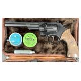 Crosman 38T CO2 .177 Cal Pellet Target Gun, Extras