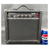 GA-20 Guitar Amplifier, Powers Up
