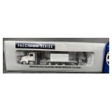 Tonkin Replicas Precision Diecast 1:53 Truck Model