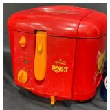 Rival Wing-It Deep Fryer w Cookbook, Turns on