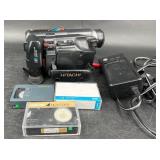 Hitachi 8mm Video Camcorder VM-E230A