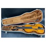 Vntg 1976 Guarnerius Model Violin w Bows & Case