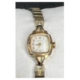 Vntg Womenï¿½s Caravelle Watch w Speidel Band
