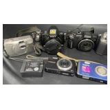 10 Vntg Digital Cameras ï¿½ Sony, Olympus, Minolta+