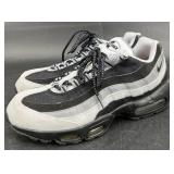 Nike Air Max 95 Menï¿½s Air Shoes Sneakers Sz 9.5
