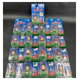 17 NFL Football Headliners Figures ï¿½ Brett Favre +