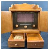 Vntg 1956 Guild Spice Chest AM Tube Radio