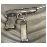 Czech VZ50 7.65 Pistol w Magazine