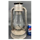 Vintage Dietz #2 Blizzard Lantern w Glass Globe