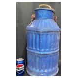 Vintage Union Oil 5 Gallon Metal Can w Lid