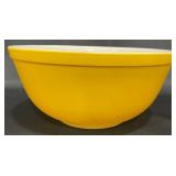 Vintage Pyrex 2 1/2 QT Yellowï¿½Mixing Bowl