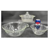 2 Vntg Pyrex Teardrop Measuring Bowls & Casserole