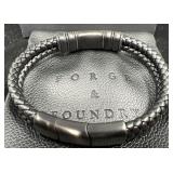 Forge & Foundry Menï¿½s Black Leather Bracelet w Box