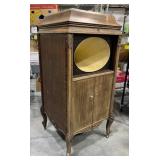 AntiqueBrunswick Phonograph