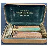 Antique Valet AutoStrop Razor w Case