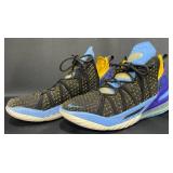 Nike LeBron XVIII Unisex Sneakers Sz 8.5