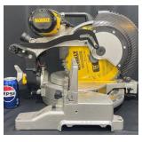 Dewalt 12' DW716 Compound Miter Saw