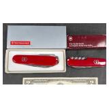 2 Vntg Victorinox Tourist Tinker Swiss Army Knives