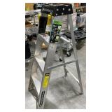New Louisville 4 Ft Aluminum Stepladder