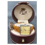 Tommy Bahama Carpe Diem Watch w Case & Box