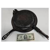 Vintage Griswold No. 8 Cast Iron Waffle Maker