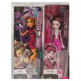 2 Monster High Dolls - Toralei & Draculaura