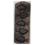 Vintageï¿½Lodge Cast Iron Perch Cornbread Pan