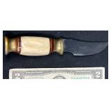 Fixed-Blade Hunting Skinning Knife