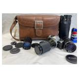 Vntgï¿½Pentax ME Super 35mm SLR Film Camera w Extras