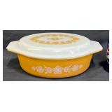 Vintageï¿½Pyrex Butterfly Gold Oval Casserole Dish