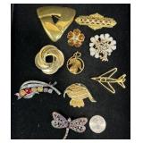 10 Vintage Fashion Brooches Pins