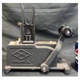 B&K Floral Stemming Machine w Manual