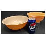 2 Vintageï¿½Pyrex Peach/Autumn Mixing Bowls