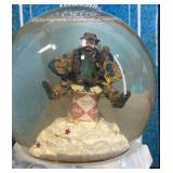 Coca-Cola Emmett Kelly Musical Snow Globe