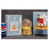 2 Emmett Kelly Coca-Cola Music Globes in Boxes