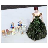 Vintage Ceramics Miniatures w Victorian Lady
