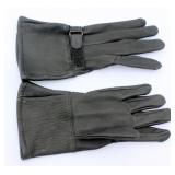 Very Nice Soft Pair of Deer Leather Gloves Small