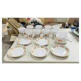 15 pcs of Noritake 'Mardi Gras' china