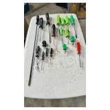 18 Snap On screw drivers