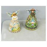 2 angel figures