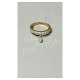 Sterling silver ring w/ clear stones & leaf