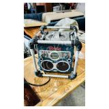 Bosch Power Box work site stereo / charger