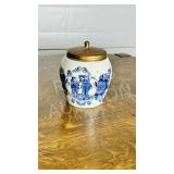 hand painted Blue Delft  7' tall Tabacco jar