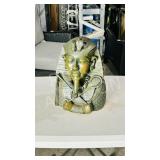 bust of Tutankhamun - 13' tall x 9' w x 6' d