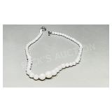 Jade bead graduated necklace