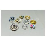 collection of vintage broaches & clips